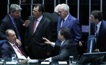 Irmãos Brant - Senadores aprovam pedido para acelerar votação da PEC da Segurança